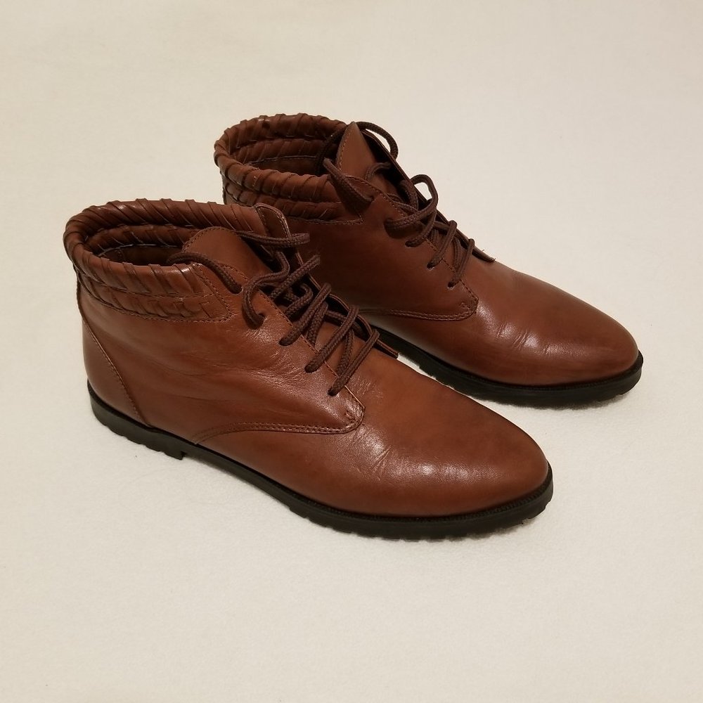 Sporto Women’s Cognac Leather Booties   8 M